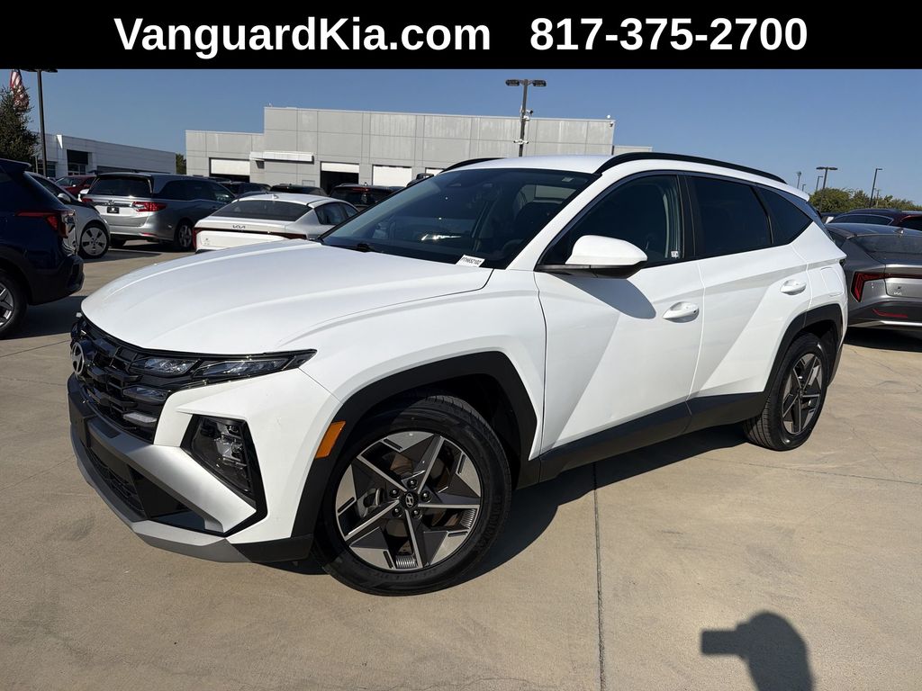 White Pearl 2026 Hyundai Tucson SUV / Crossover Front-Wheel Drive 8-Speed Automatic