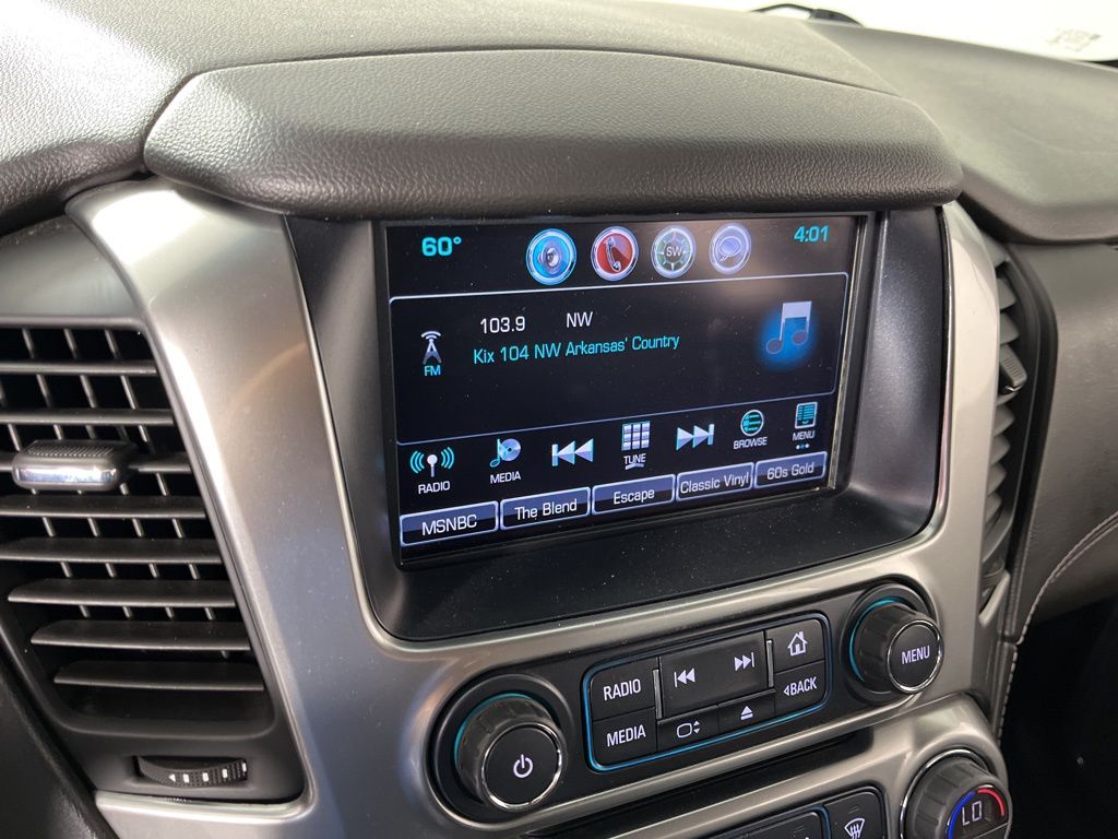 Thumbnail: 2017 Chevrolet Tahoe - 30