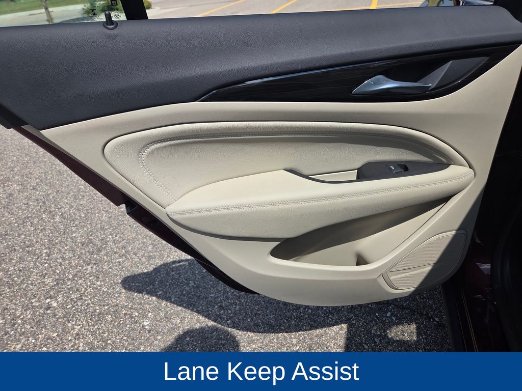 2018 Buick Regal Sportback Essence