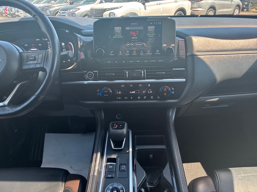 2024 Nissan Pathfinder Platinum Black at South Hills Kia