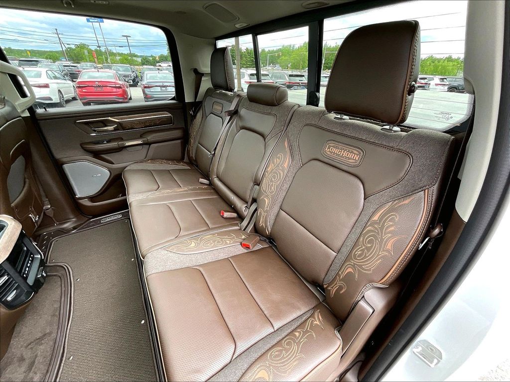 2026 Ram 1500 — photo 15