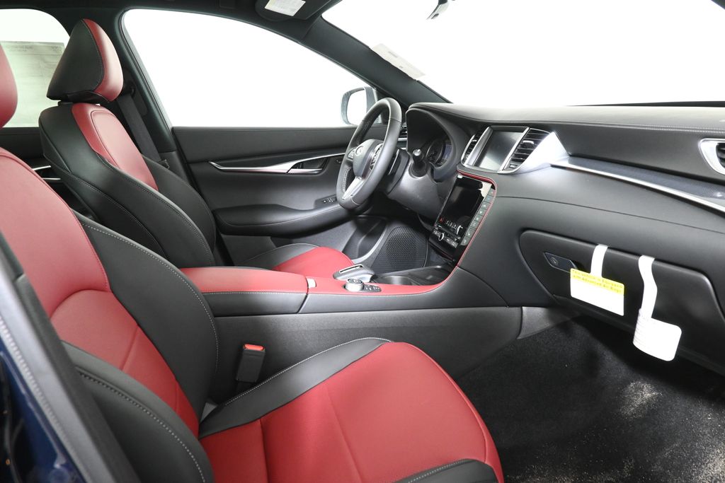 2025 INFINITI QX50 Sport 22