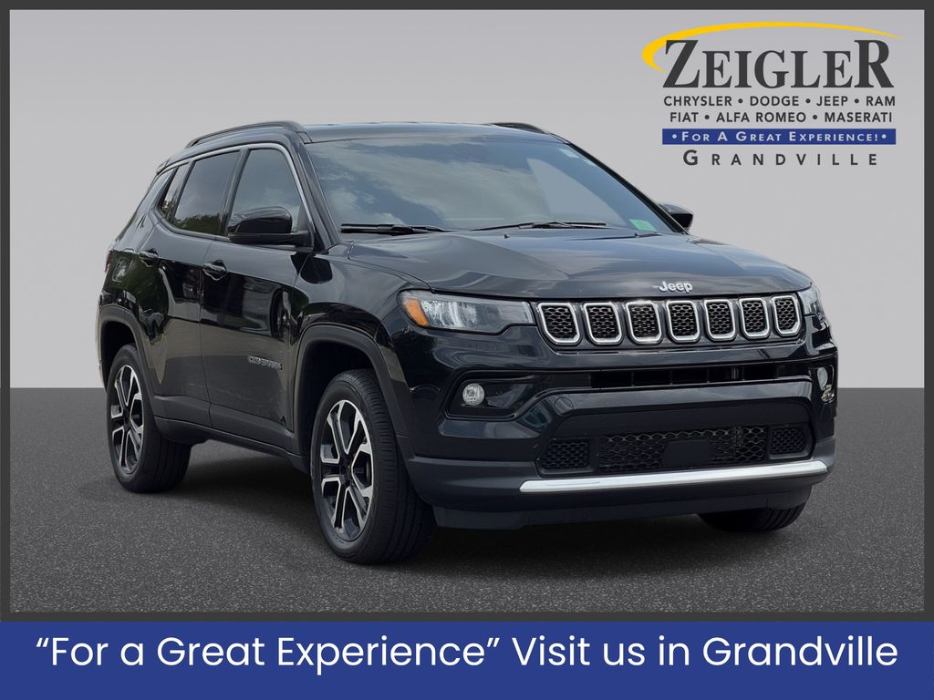 Diamond Black Crystal Pearlcoat 2023 Jeep Compass SUV / Crossover Four-Wheel Drive 8-Speed Automatic