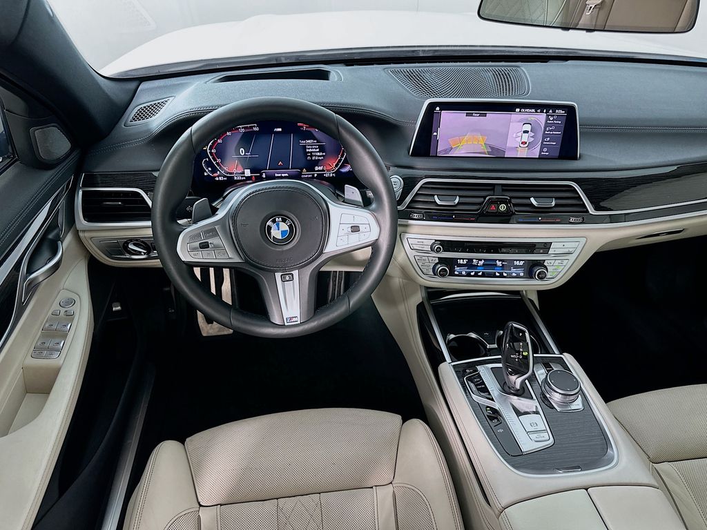 Thumbnail: 2020 BMW 7 Series - 23