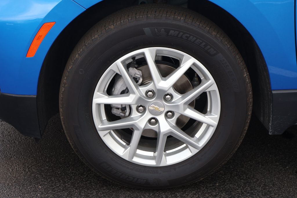 Thumbnail: 2024 Chevrolet Equinox - 11