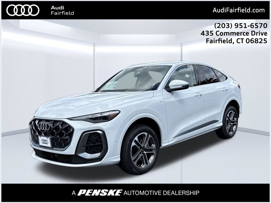 Glacier White Metallic 2026 Audi Q5 Sportback Sedan All-Wheel Drive 7-Speed Automatic