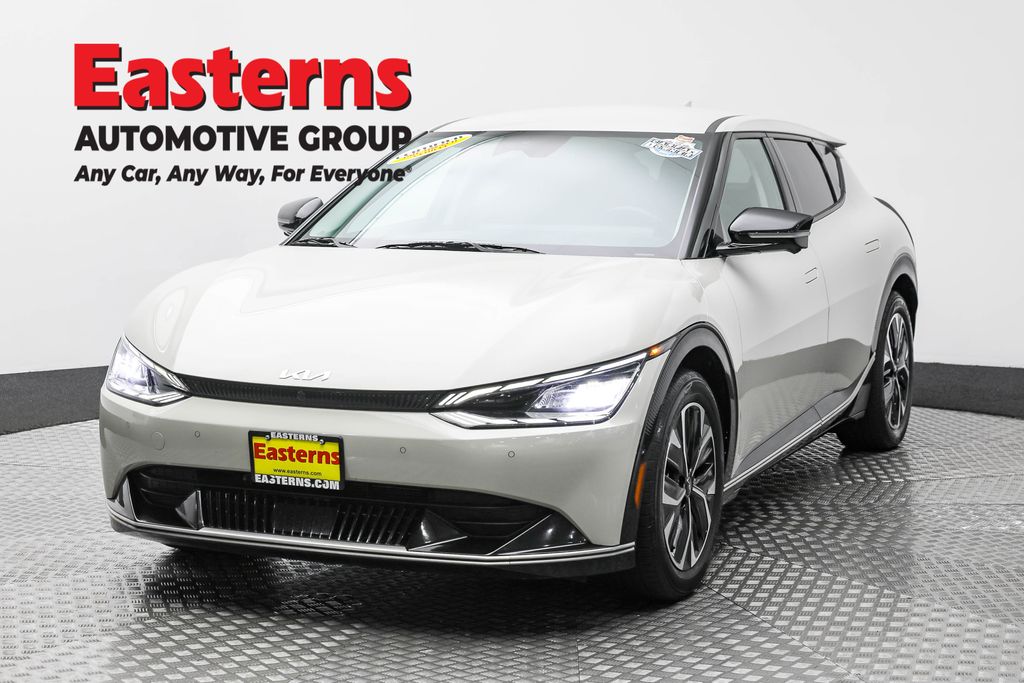 2022 Kia Ev6 Wind's photo