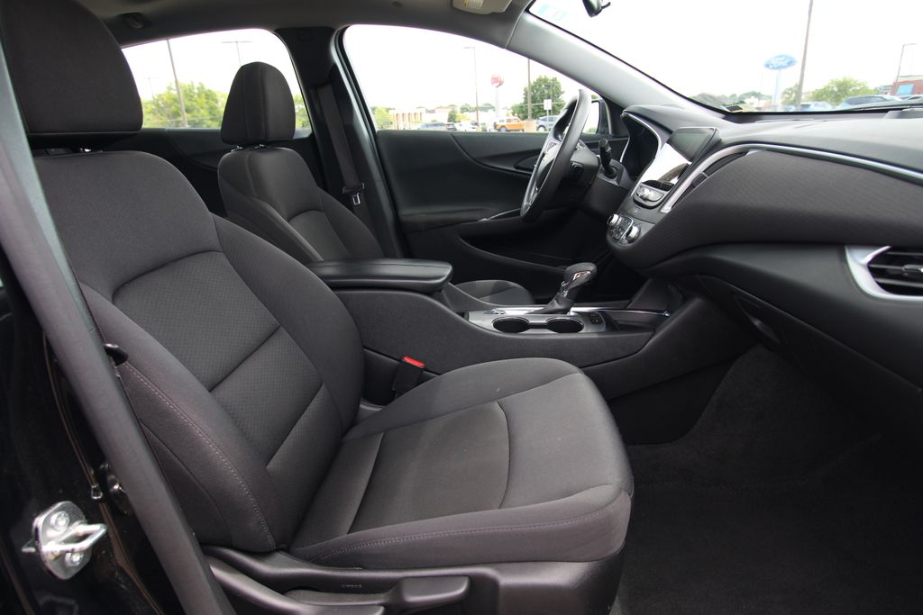 Used 2024 Chevrolet Malibu Sedan