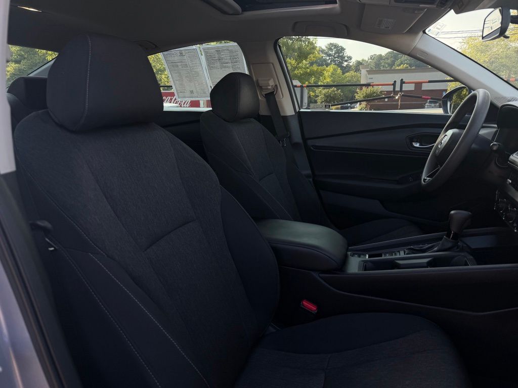 Thumbnail: 2024 Honda Accord - 32
