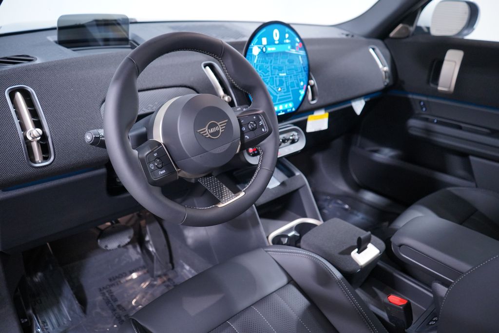 Thumbnail: 2027 MINI Cooper Countryman - 6
