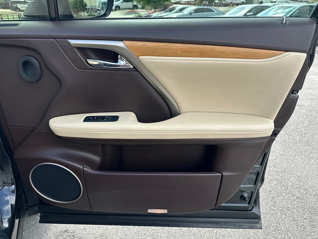 Used Car 2020 Lexus Rx  350l For Sale Under $35,000 In Austin, Texas