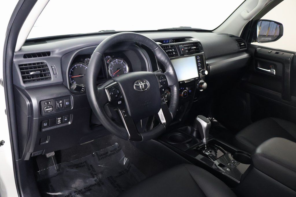 Thumbnail: 2023 Toyota 4Runner - 7