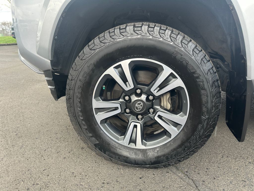 2016 Toyota Tacoma TRD Sport