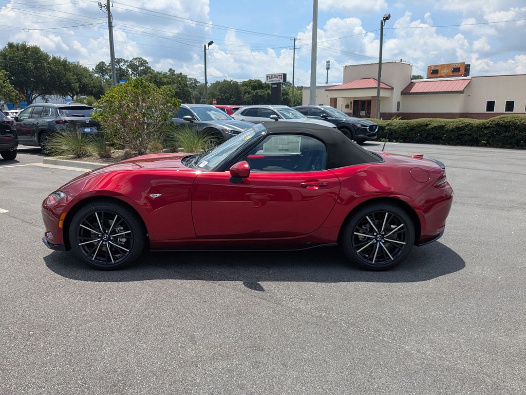 2025 Mazda MX-5 Miata Grand Touring