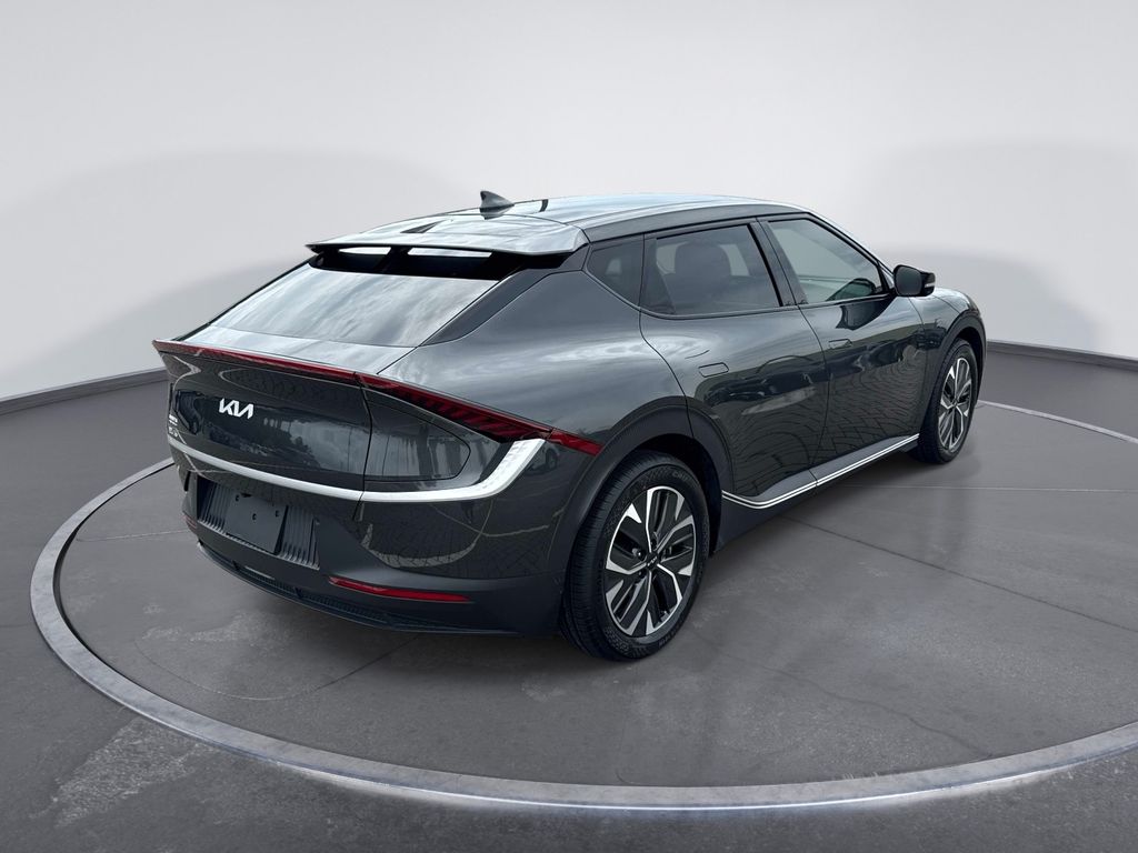 Used 2024 Gray Kia Light image 7