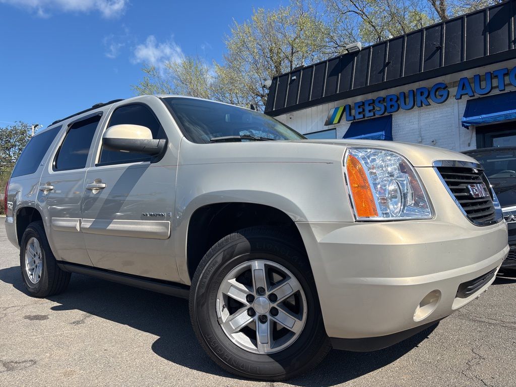 Gold Mist Metallic 2009 GMC Yukon SUV / Crossover 4X2 6-Speed Automatic Overdrive