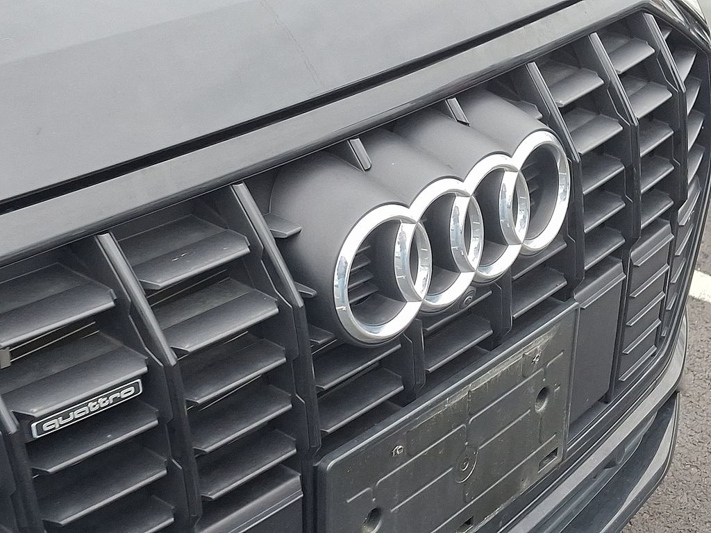 Thumbnail: 2022 Audi Q3 - 4