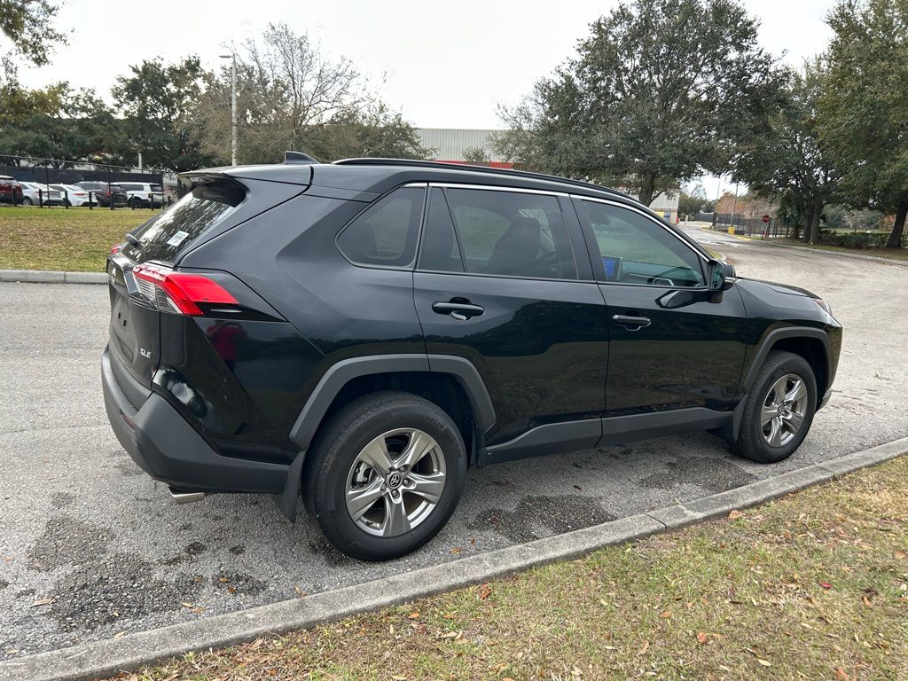 Thumbnail: 2024 Toyota RAV4 - 5