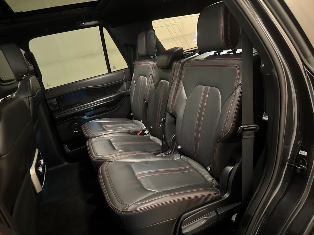 Certified Used 2022  Ford Limited image 36