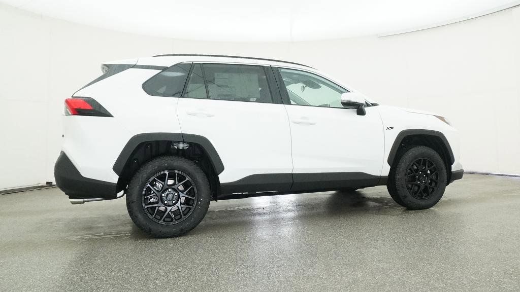 Thumbnail: 2025 Toyota RAV4 - 15