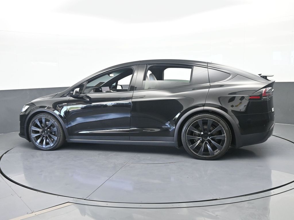 2022 Tesla Model X Plaid's photo