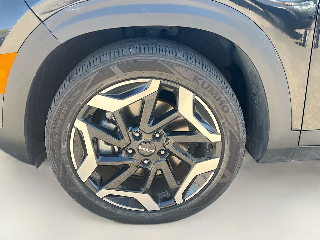 Used 2024 Black Kia SX image 30
