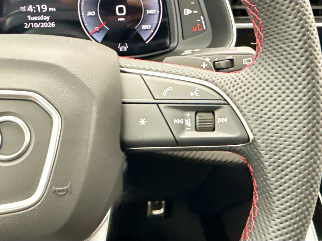 Thumbnail: 2026 Audi SQ8 - 13