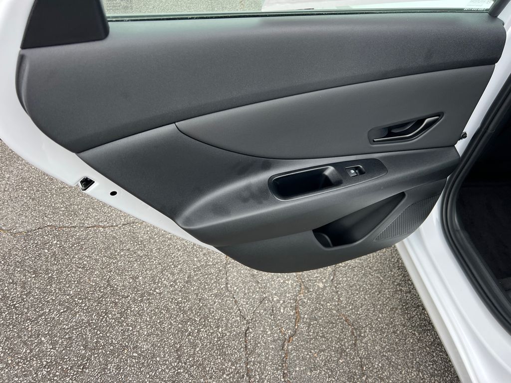 2025 Hyundai Elantra SEL Sport - 11