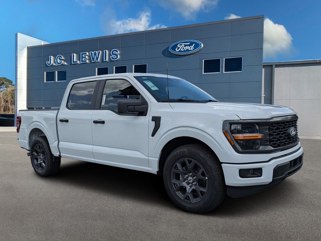 Oxford White 2026 Ford F-150 Pickup Truck 4X2 Automatic