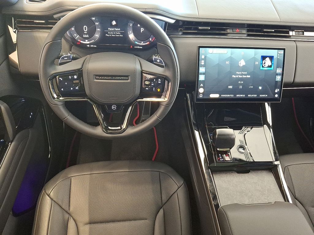 Thumbnail: 2025 Land Rover Range Rover Sport - 7