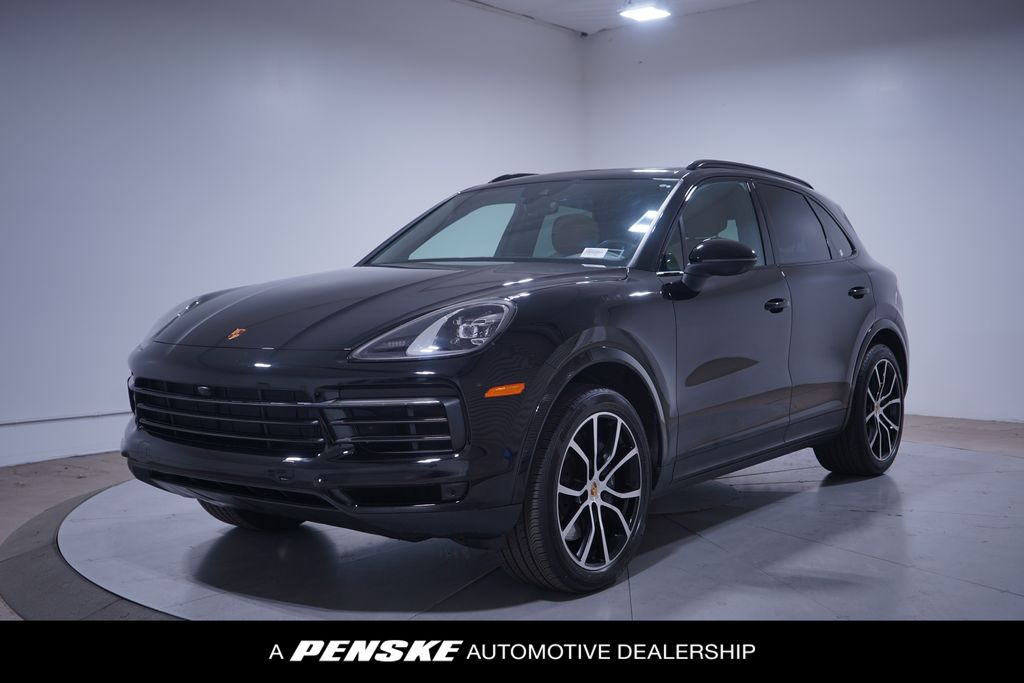 Thumbnail: 2022 Porsche Cayenne - 1