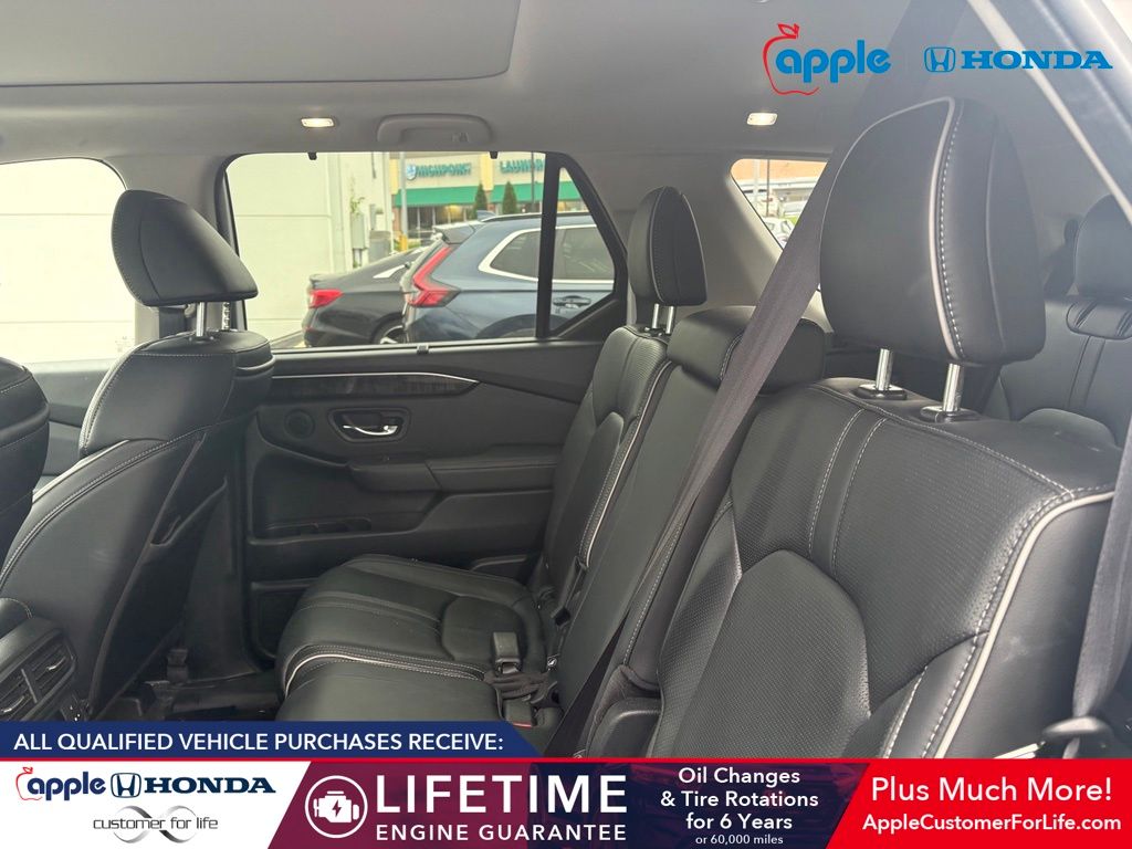 2023 Honda Pilot Elite