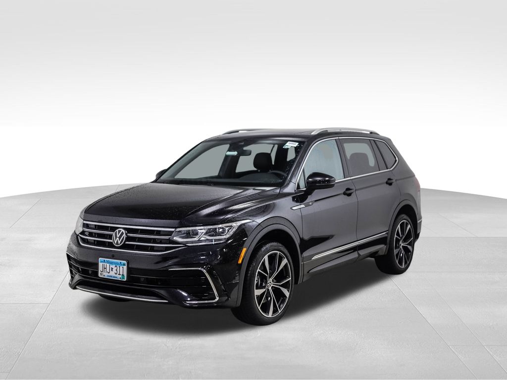 2022 Volkswagen Tiguan SE R-Line -
                Bloomington, MN