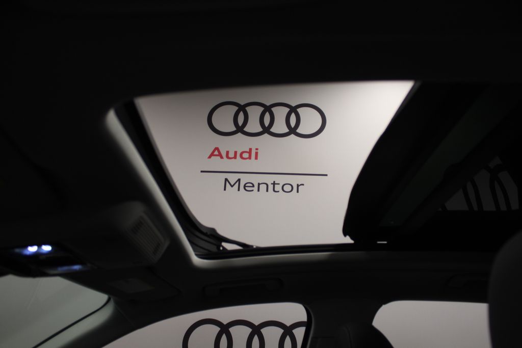 Thumbnail: 2026 Audi Q3 - 9