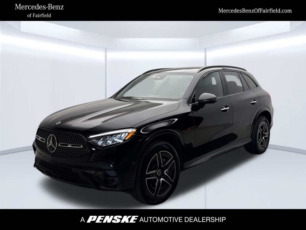 Thumbnail: 2023 Mercedes-Benz GLC - 1