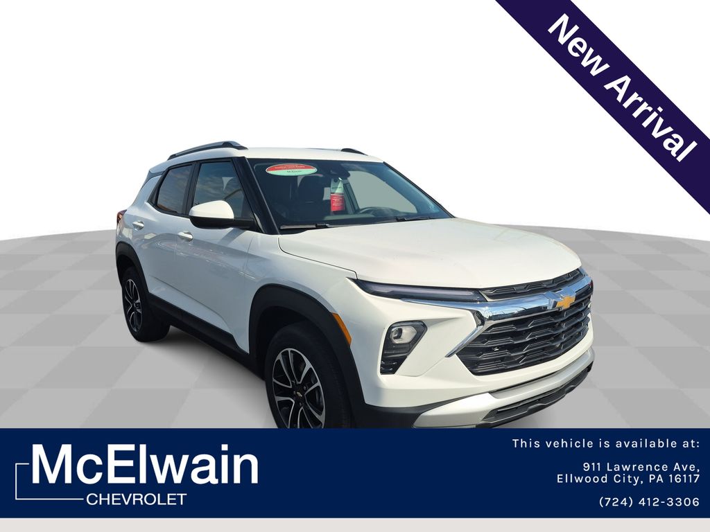 Summit White 2026 Chevrolet Trailblazer SUV / Crossover Four-Wheel Drive 9-Speed Automatic