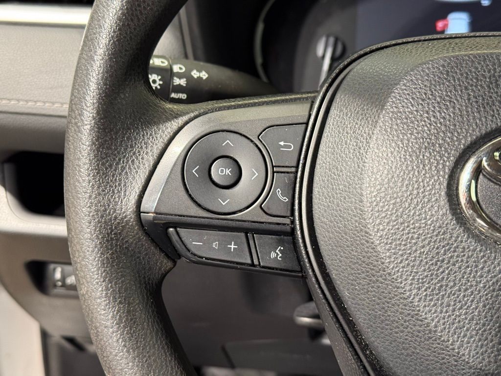 Thumbnail: 2024 Toyota RAV4 - 23