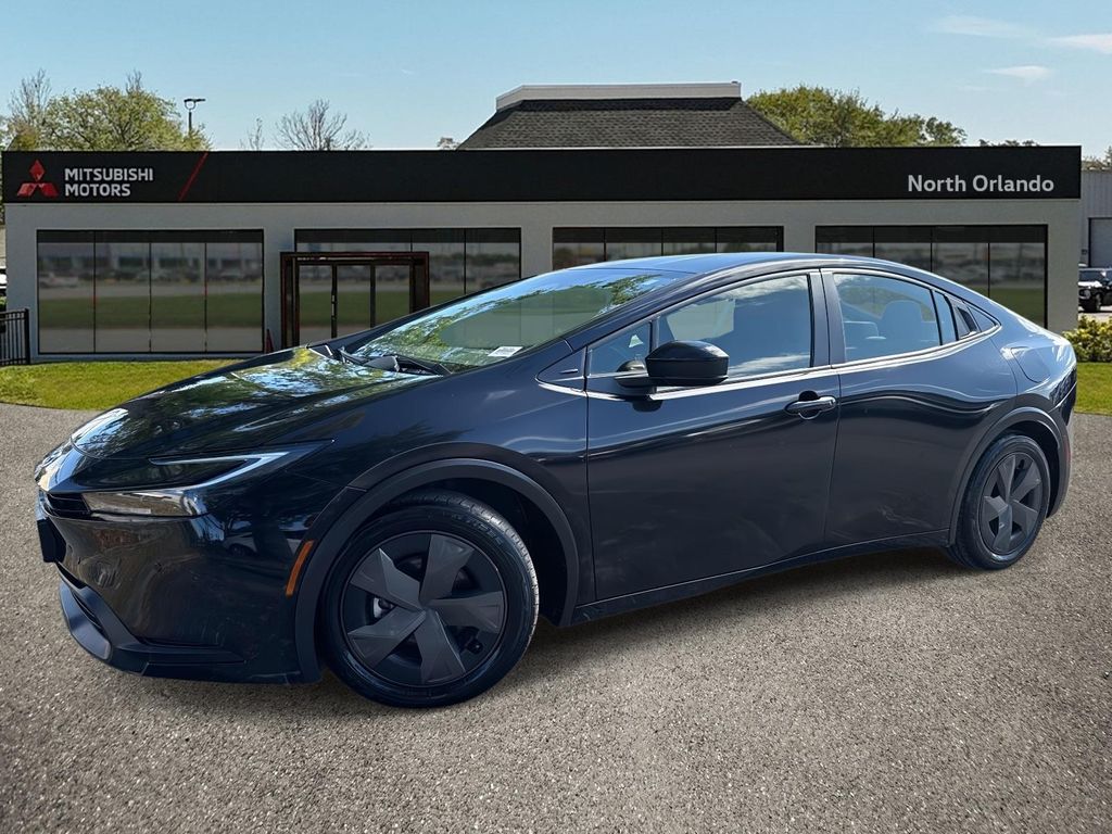 2024 Toyota Prius LE