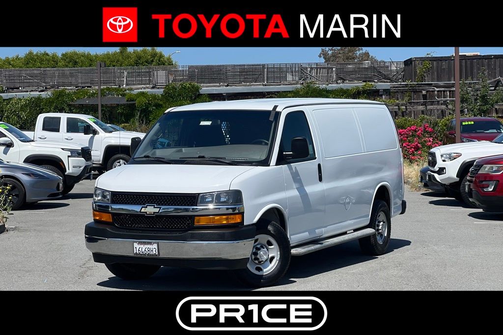 2019 Chevrolet Express 2500 Work Van HD's photo