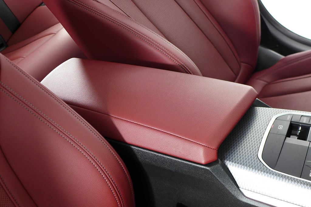 Thumbnail: 2023 BMW 3 Series - 16