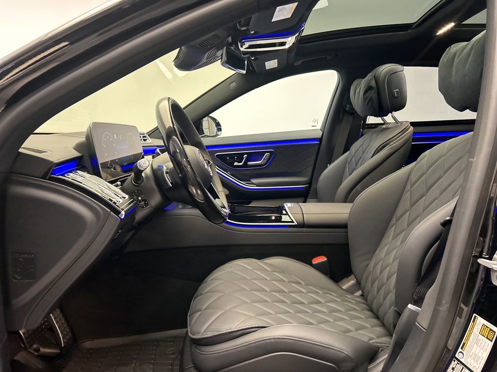 Thumbnail: 2026 Mercedes-Benz S-Class - 12