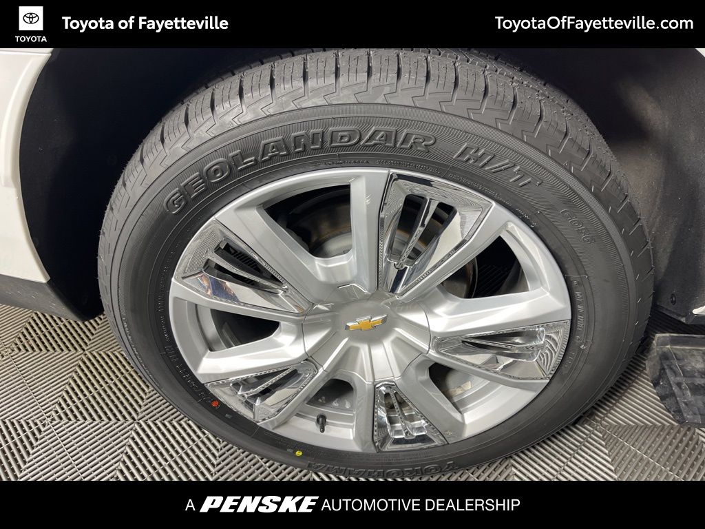 Thumbnail: 2021 Chevrolet Tahoe - 16