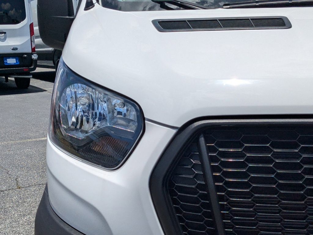 2025 Ford Transit 250