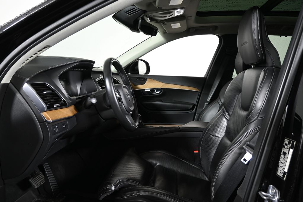 Thumbnail: 2019 Volvo XC90 - 3