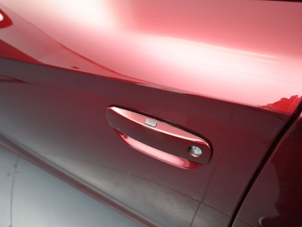 Used 2023 Octane Red Pearlcoat Dodge SXT image 30