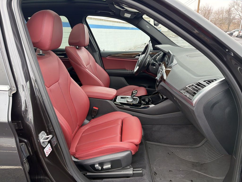 Thumbnail: 2022 BMW X3 - 26