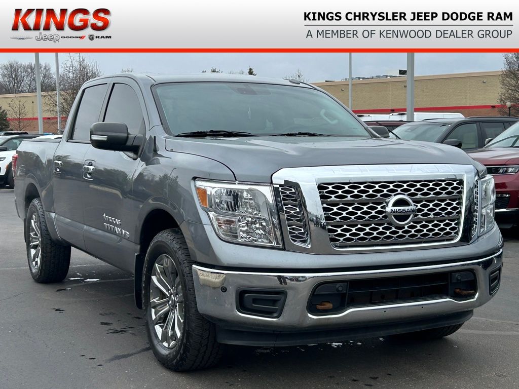 2018 Nissan Titan SV Crew Cab 4WD