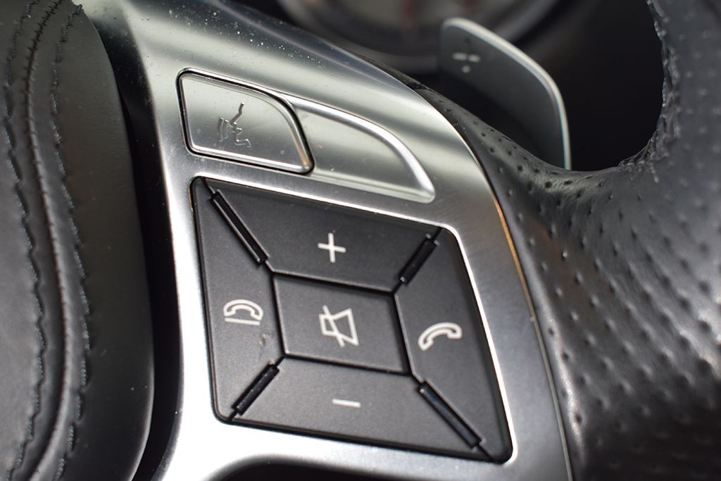 Thumbnail: 2016 Mercedes-Benz SL-Class - 16