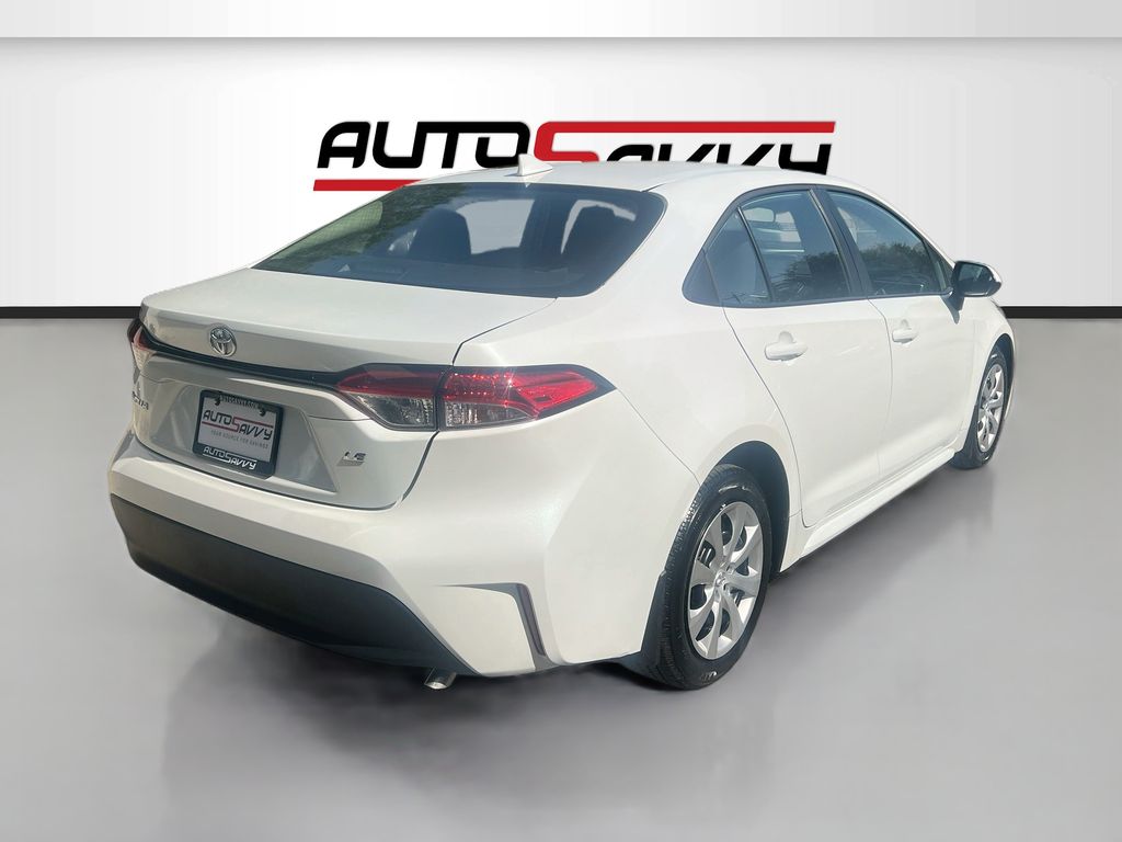 Used 2026 Beige Toyota LE image 7