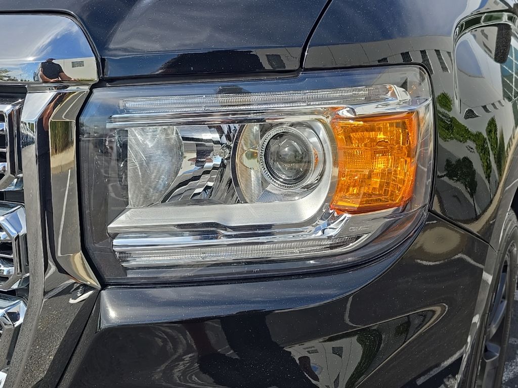 Thumbnail: 2022 GMC Canyon - 14